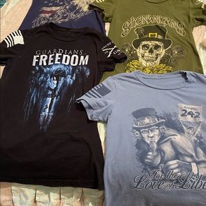 Grunt Style size Small t-shirts.